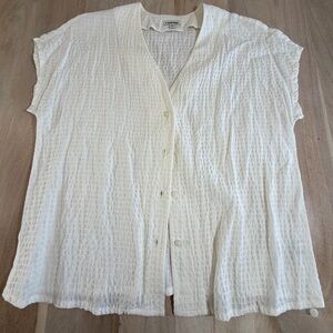J Peterman Crinkled Button Up V Neck Blouse Size Medium White Lightweight